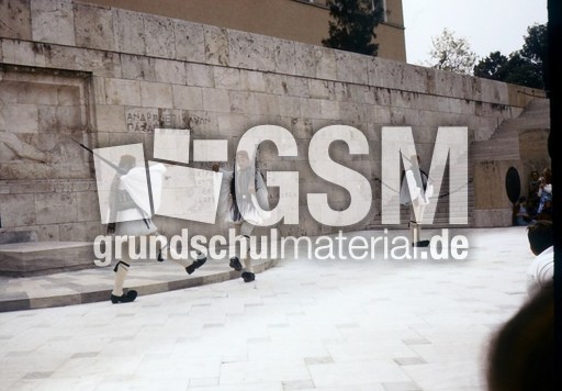 Griechenland Wachablösung 1.jpg